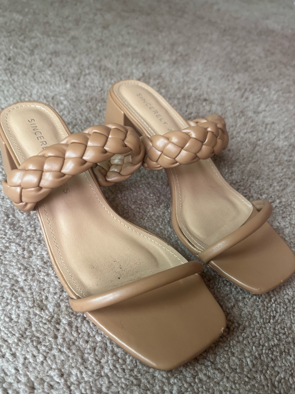 Sincerely Jules  Caramel Colored Sandals 8
